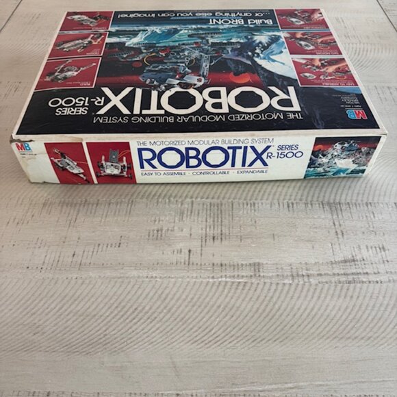 Rare, vintage 1985 Milton Bradley Robotix Series R-1500 - Picture 10 of 12